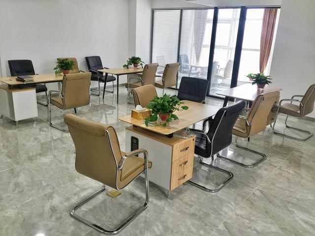 同辉商贸 餐饮加盟赛道的新热点与破局之道